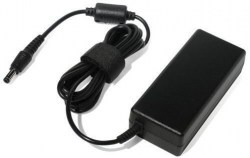 AC adapteri: Toshiba AC Adapter PA3290E-3AC3